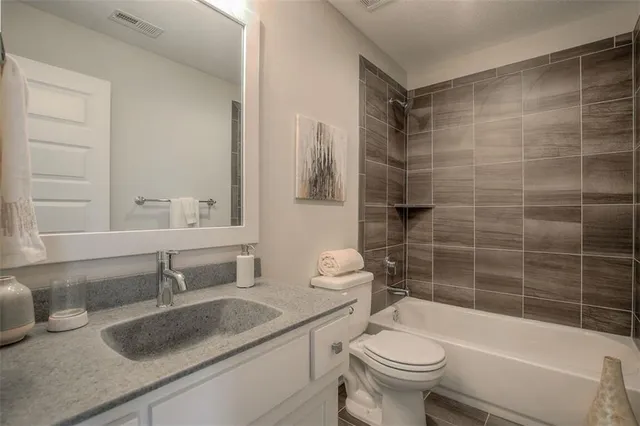 $819,900 | 18421 Caenen Street, Overland Park, KS 66013