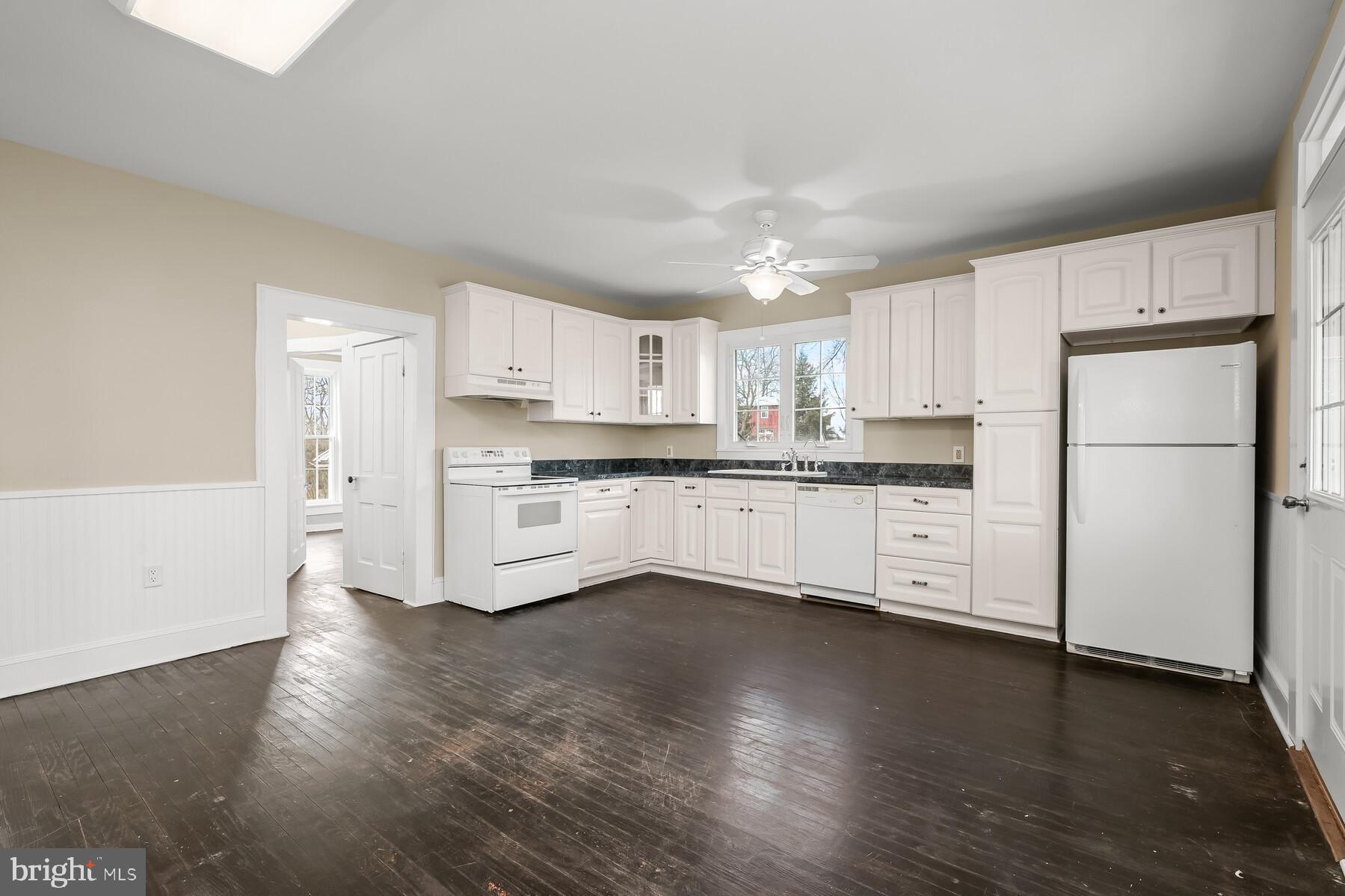 2378 Mayberry Road Westminster, MD 21158 - Photo 11 of 29 Well planned, efficient Kitchen