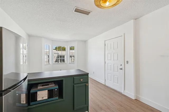 $1,499 | 4511 South Oak Drive, Unit R32A, Tampa, FL 33611