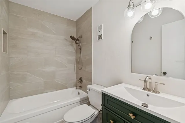 $1,499 | 4511 South Oak Drive, Unit R32A, Tampa, FL 33611