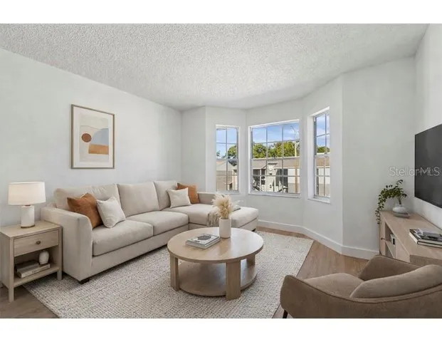 $1,499 | 4511 South Oak Drive, Unit R32A, Tampa, FL 33611