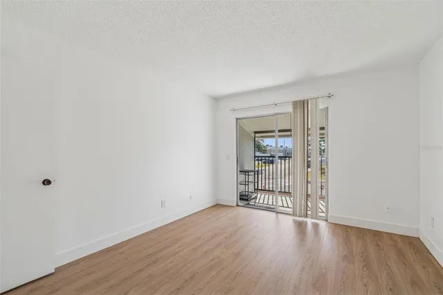 $1,499 | 4511 South Oak Drive, Unit R32A, Tampa, FL 33611