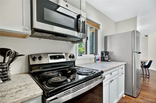 $375,000 | 5088 Summerset Circle, Unit D3, Osage Beach, MO 65065