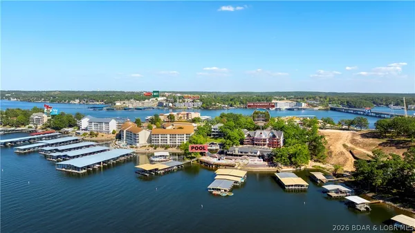 $375,000 | 5088 Summerset Circle, Unit D3, Osage Beach, MO 65065