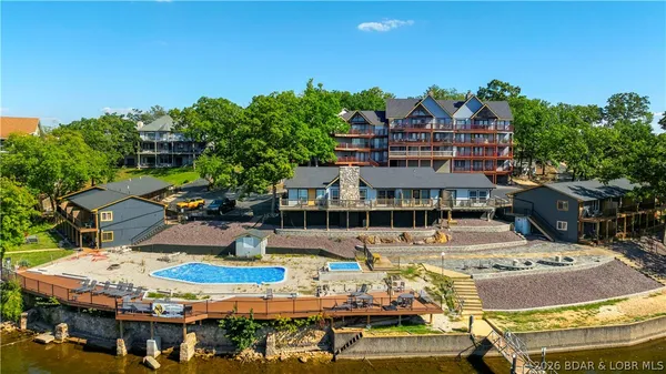 $375,000 | 5088 Summerset Circle, Unit D3, Osage Beach, MO 65065
