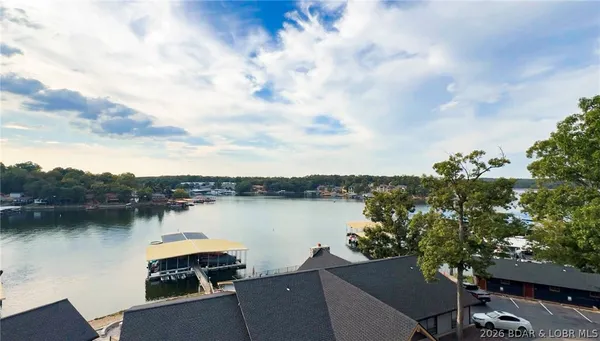$375,000 | 5088 Summerset Circle, Unit D3, Osage Beach, MO 65065