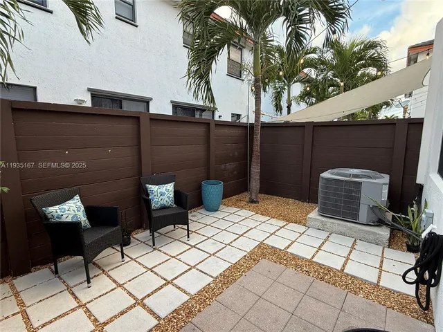 $3,900 | 15822 Northwest 91st Avenue, Miami Lakes, FL 33018