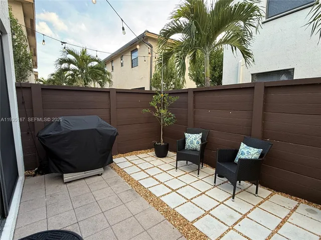 $3,900 | 15822 Northwest 91st Avenue, Miami Lakes, FL 33018