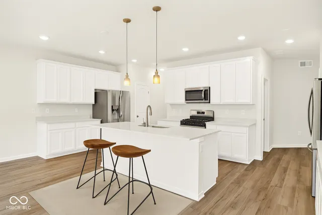 $2,500 | 3295 Haflinger Drive, Zionsville, IN 46077