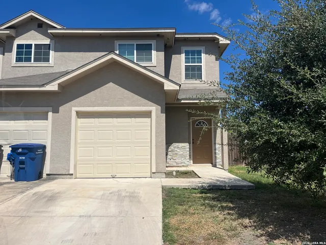 $1,325 | 6619 Arancione Avenue, Unit 104, San Antonio, TX 78233