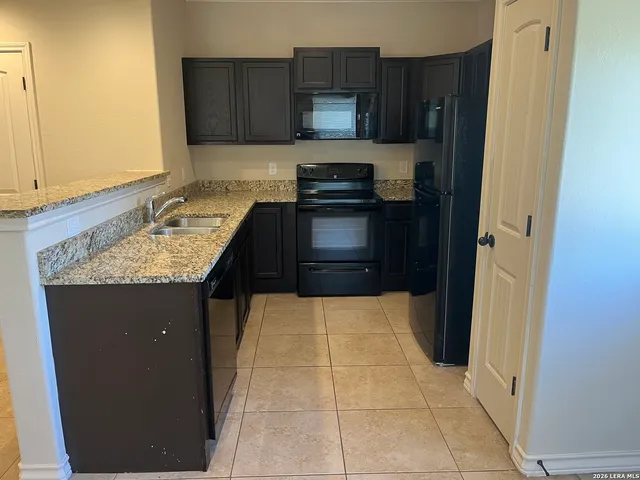 $1,325 | 6619 Arancione Avenue, Unit 104, San Antonio, TX 78233