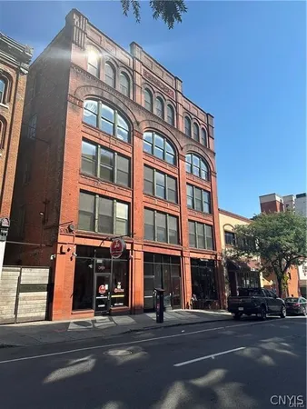 $1,675 | 317 South Clinton Street, Unit 3C, Syracuse, NY 13202