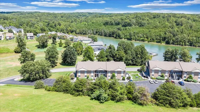 $389,900 | 1209 Mariners Way, Unit 69, Huddleston, VA 24104