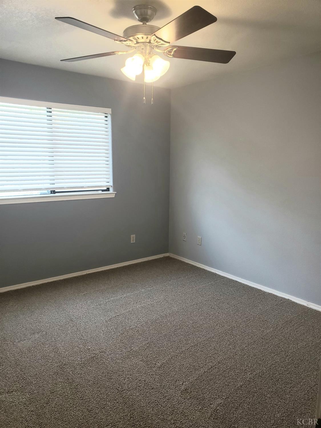 656 East Spring Lane Lemoore, CA 93245 - Photo 23 of 35 Gallery Image 23