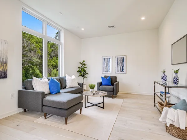 $5,000 | 2602 Sutherland Street, Austin, TX 78746