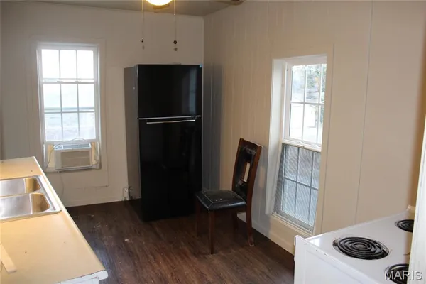 $97,500 | 842 Kinzer Street, Poplar Bluff, MO 63901