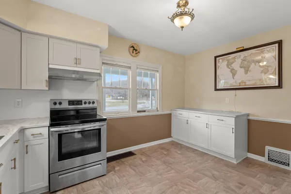 $270,000 | 2350 East B Avenue, Plainwell, MI 49080