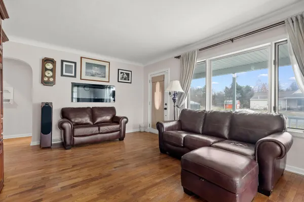 $270,000 | 2350 East B Avenue, Plainwell, MI 49080