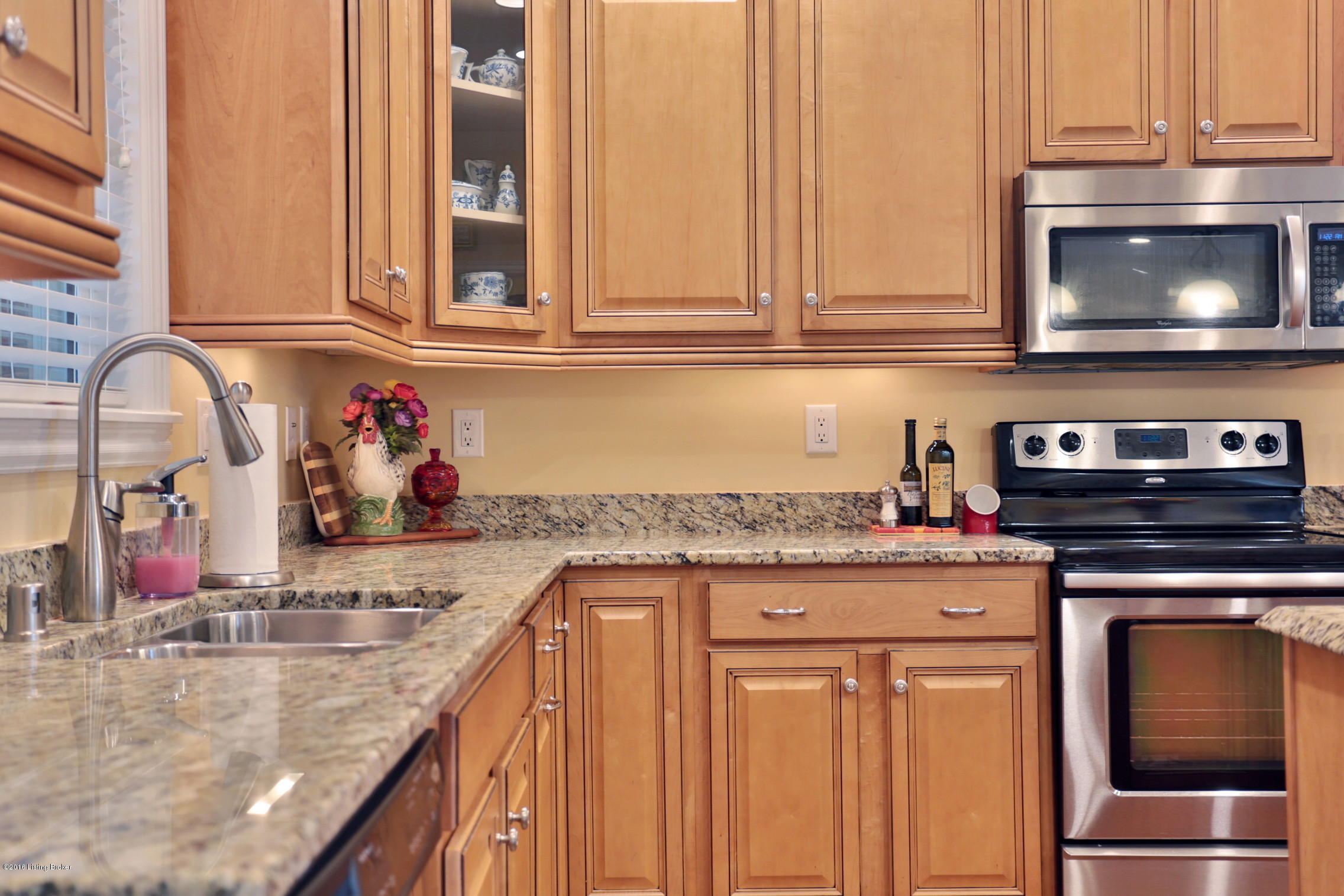 10502 Rile Road Louisville, KY 40223 - Photo 18 of 38 18