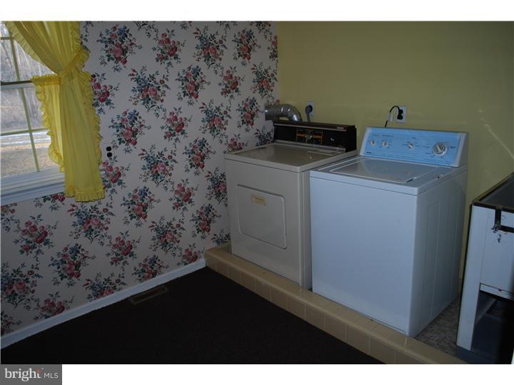 837 Hunt Road Newtown Square, PA 19073 - Photo 8 of 15 Laundry Room