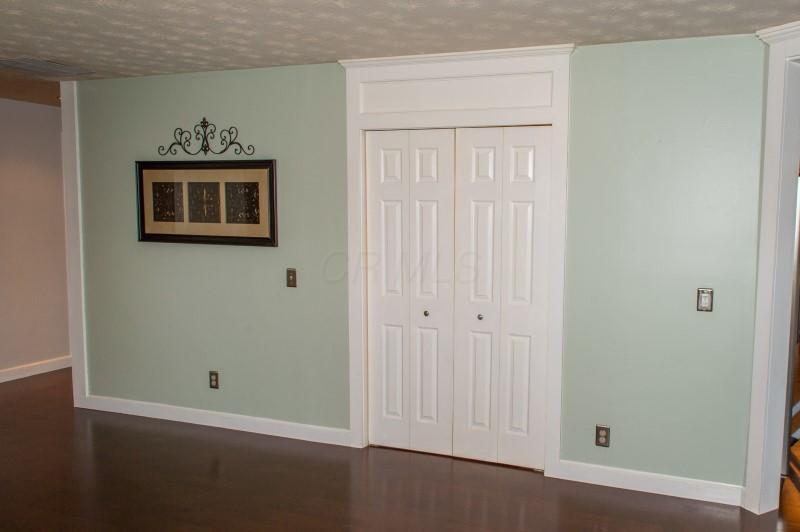 235 Villa Road Springfield, OH 45503 - Photo 8 of 17