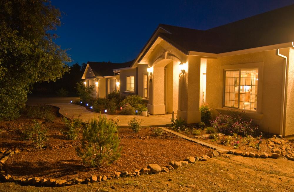 11701 Quartz Hill Road Redding, CA 96003 - Photo 23 of 25 Front Landscaping at Night