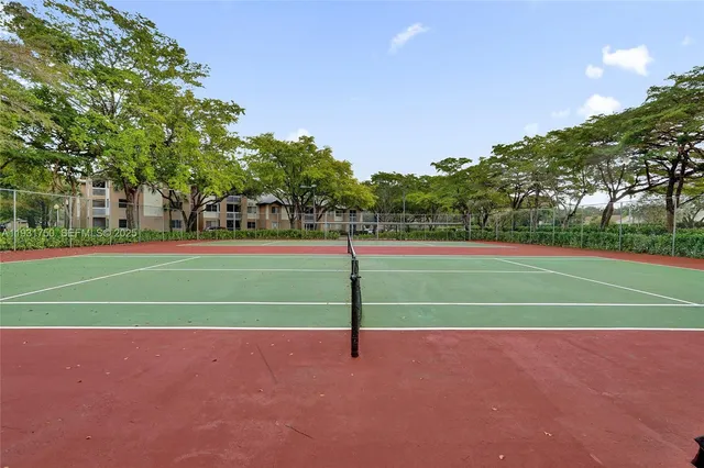 a view of a tennis court