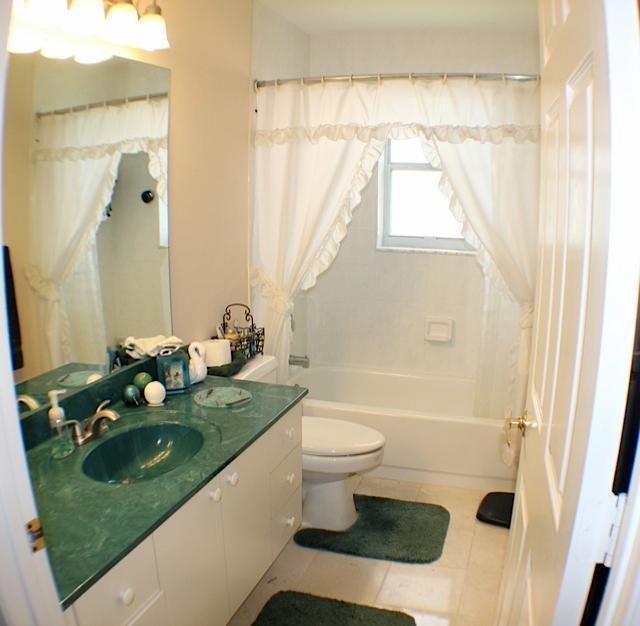 12782 Spikerush Circle Boca Raton, FL 33428 - Photo 26 of 37 Second Bath