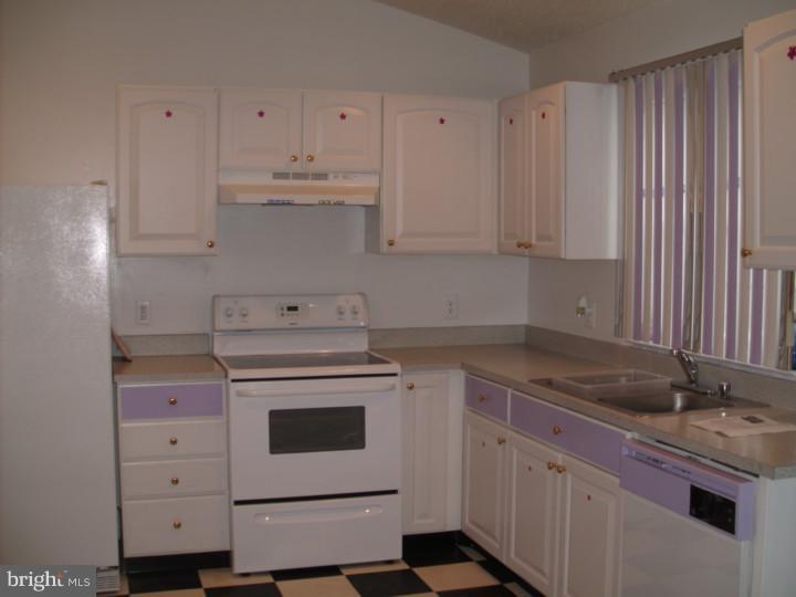 1 Baywatch Road New Castle, DE 19720 - Photo 5 of 12 Gallery Image 5