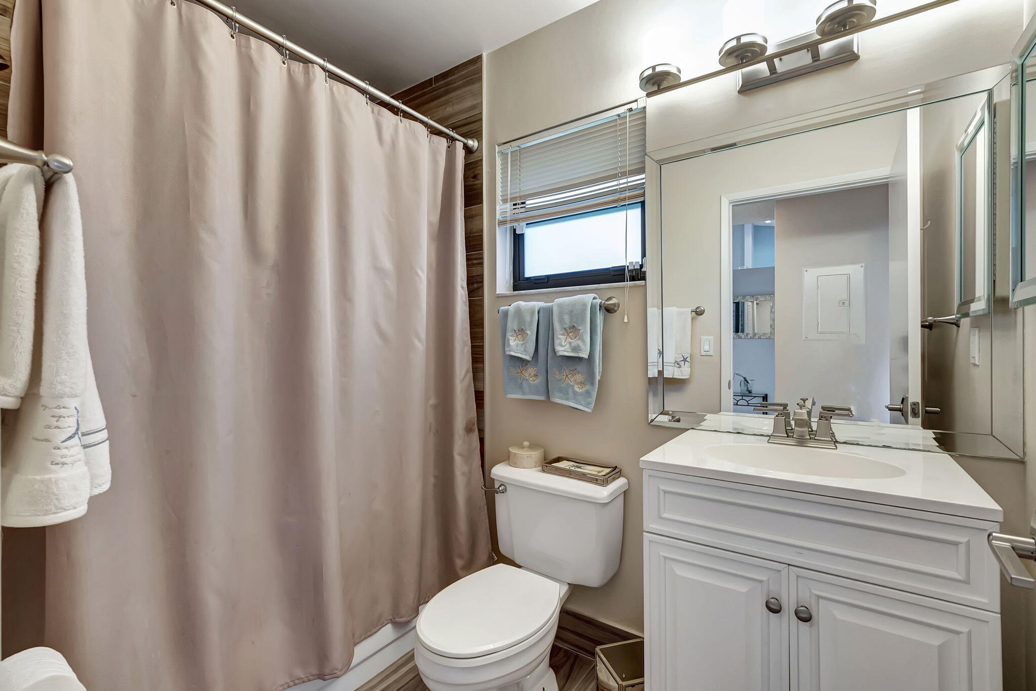 8255 Springlake Drive Boca Raton, FL 33496 - Photo 25 of 48 22-web-or-mls-DSC_8258