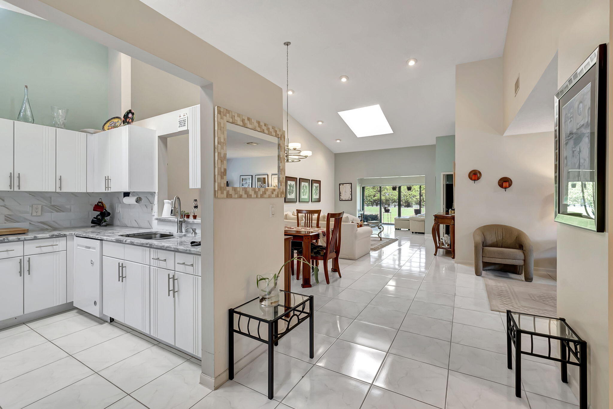 8255 Springlake Drive Boca Raton, FL 33496 - Photo 7 of 48 6-web-or-mls-DSC_8178