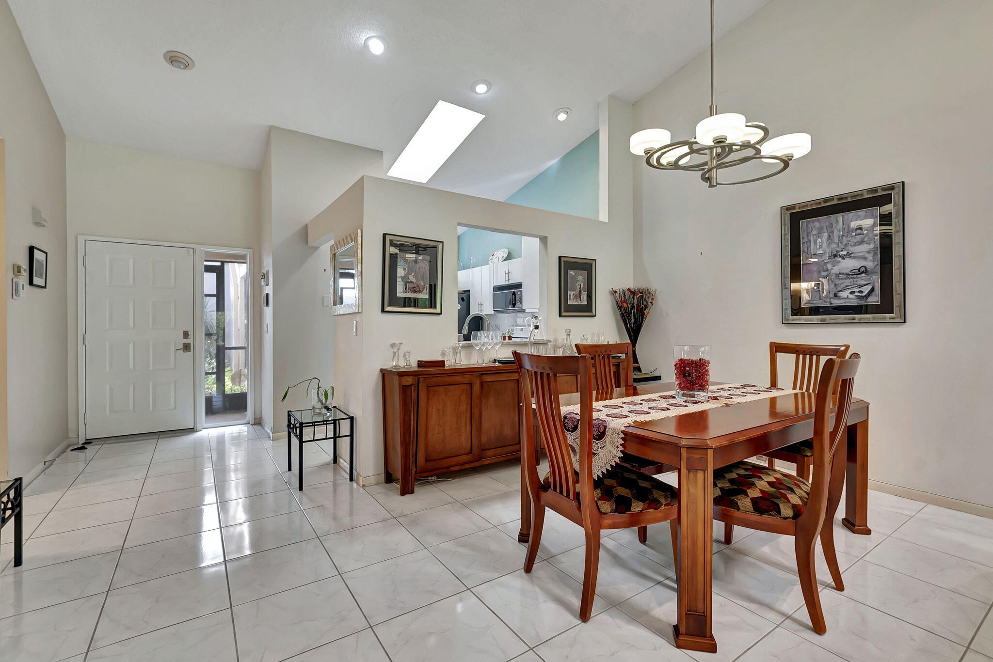 8255 Springlake Drive Boca Raton, FL 33496 - Photo 8 of 48 5-web-or-mls-DSC_8173