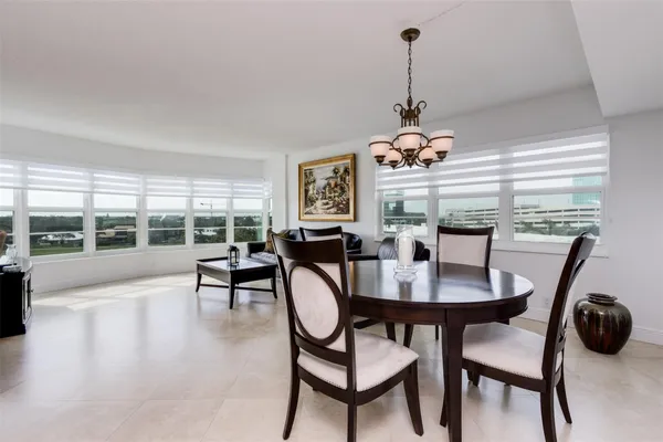 $2,400 | 2500 Northeast 48th Lane, Unit 609, Fort Lauderdale, FL 33308