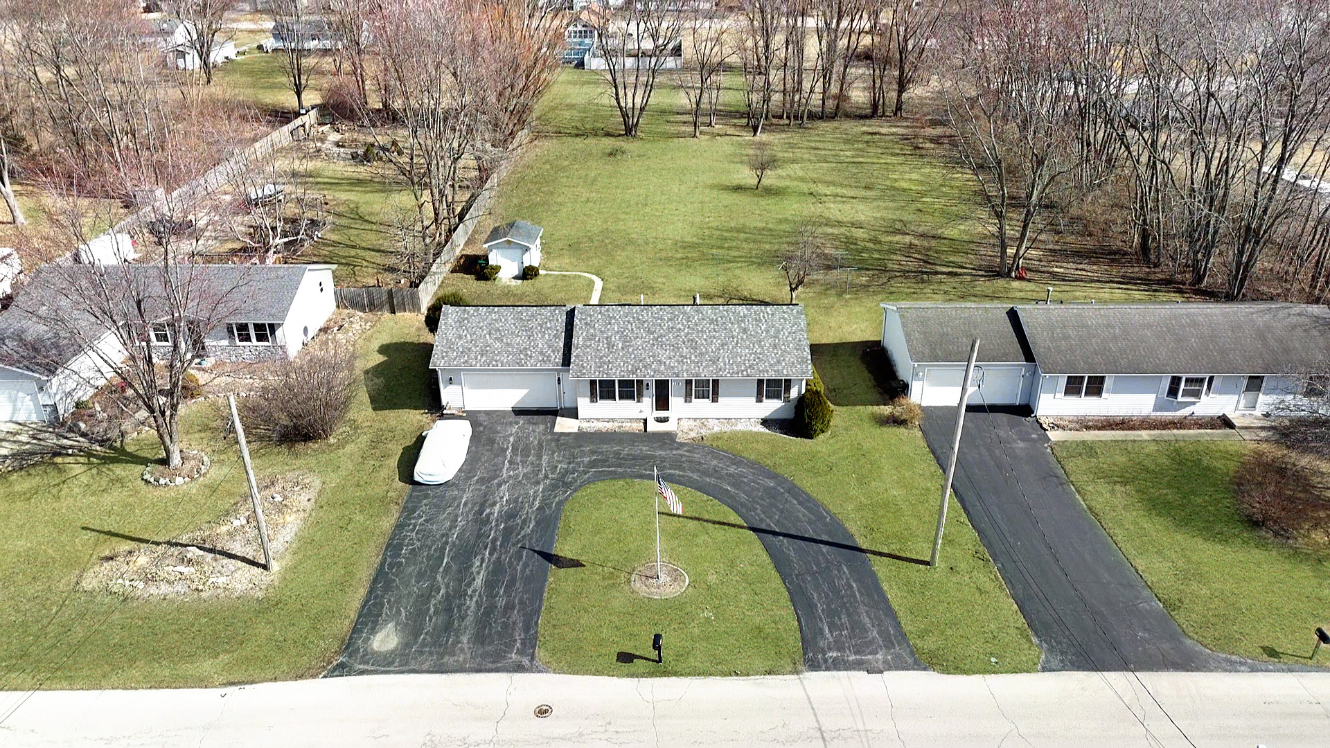 135 North Cook Street Braidwood, IL 60408 - Photo 4 of 28
