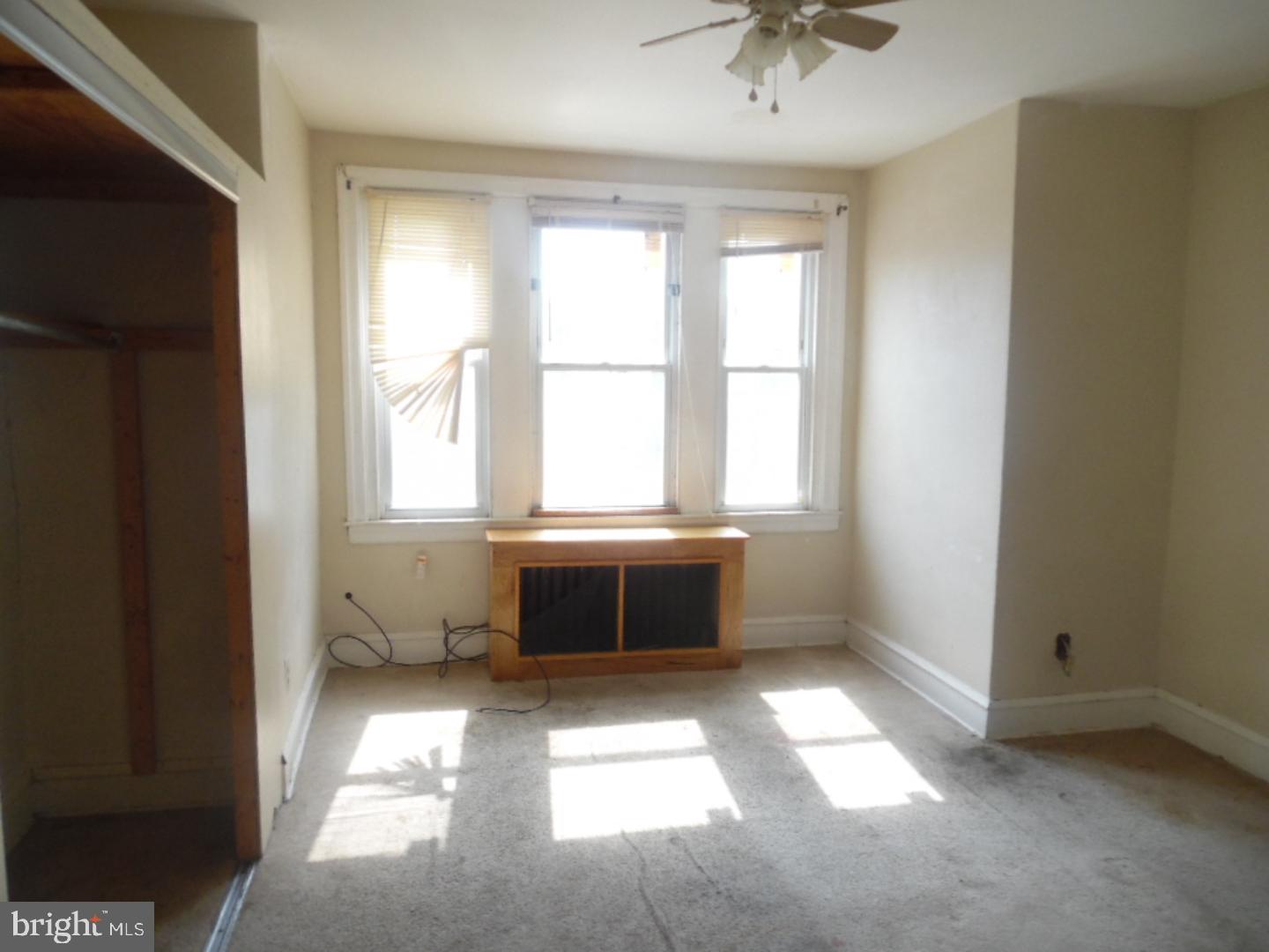 6963 Forrest Avenue Philadelphia, PA 19138 - Photo 13 of 23