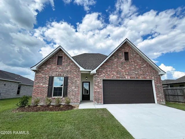 $287,850 | 102 Hidden Mdws Drive, Lafayette, LA 70506