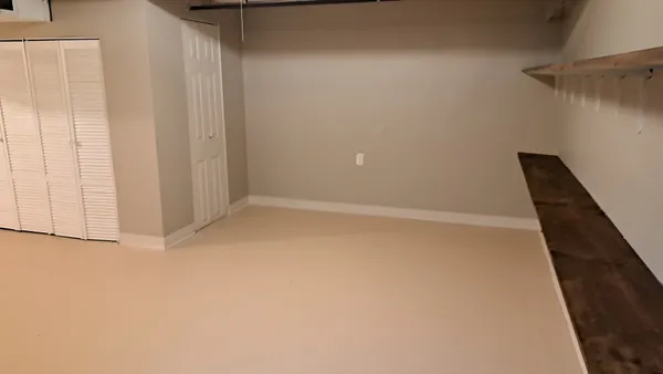 $1,700 | 244 East 92nd Street, Chicago, IL 60619