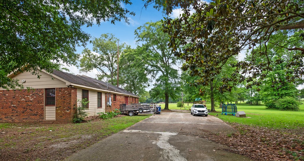 1390 Webb To Kinsey Road Webb, AL 36376 - Photo 24 of 24 Back of House