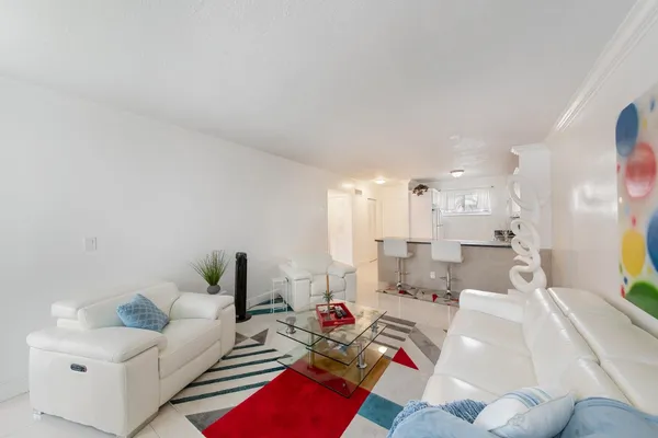 $1,575 | 2581 Garden Drive North, Unit 206, Lake Worth, FL 33461