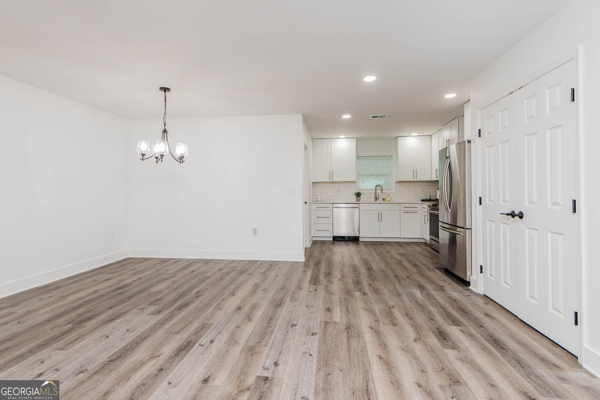 2521 Rocky Creek Road Macon, GA 31206 - Photo 9 of 33