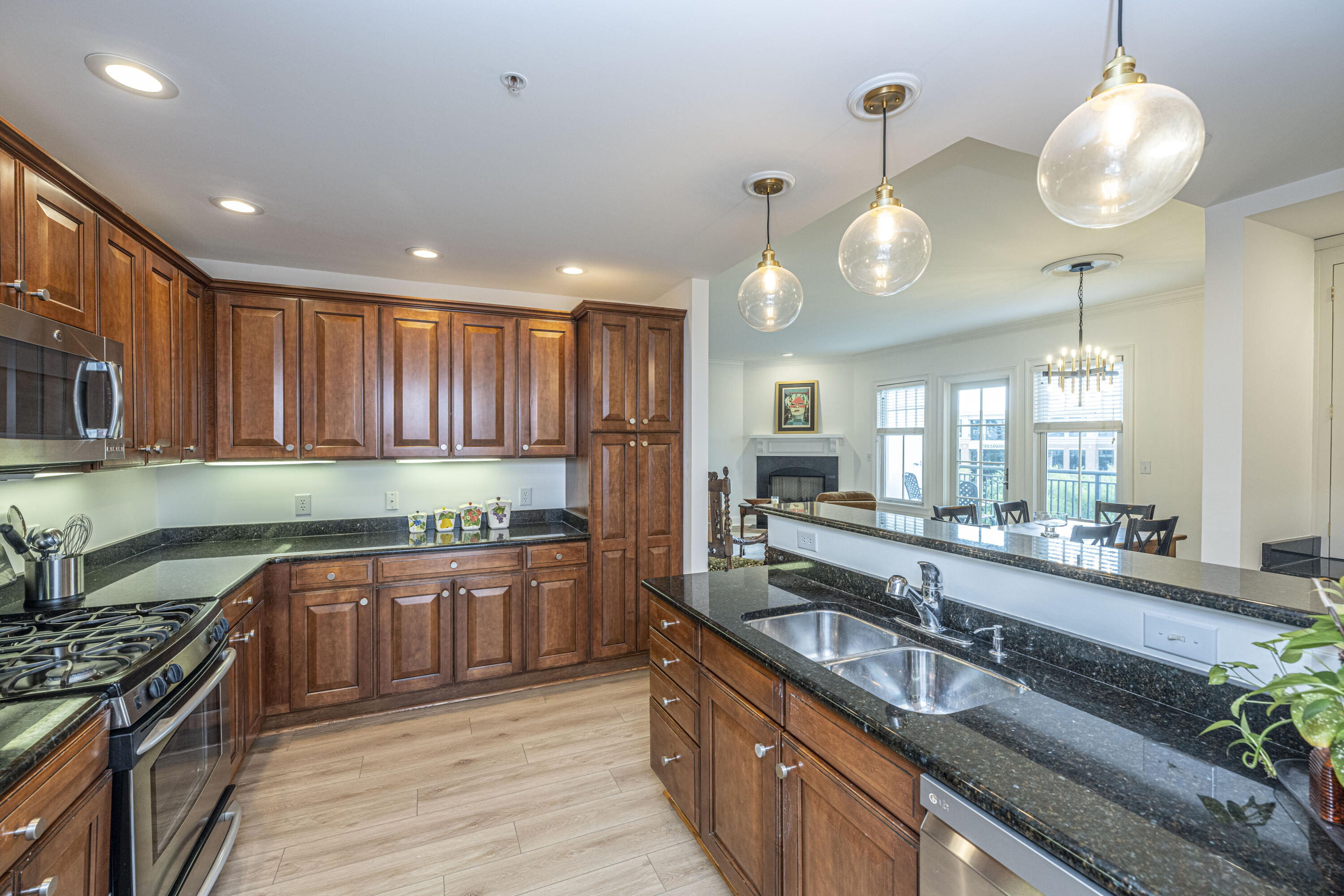 498 Albemarle Road, Unit 513 Charleston, SC 29407 - Photo 12 of 35 DSC_8729