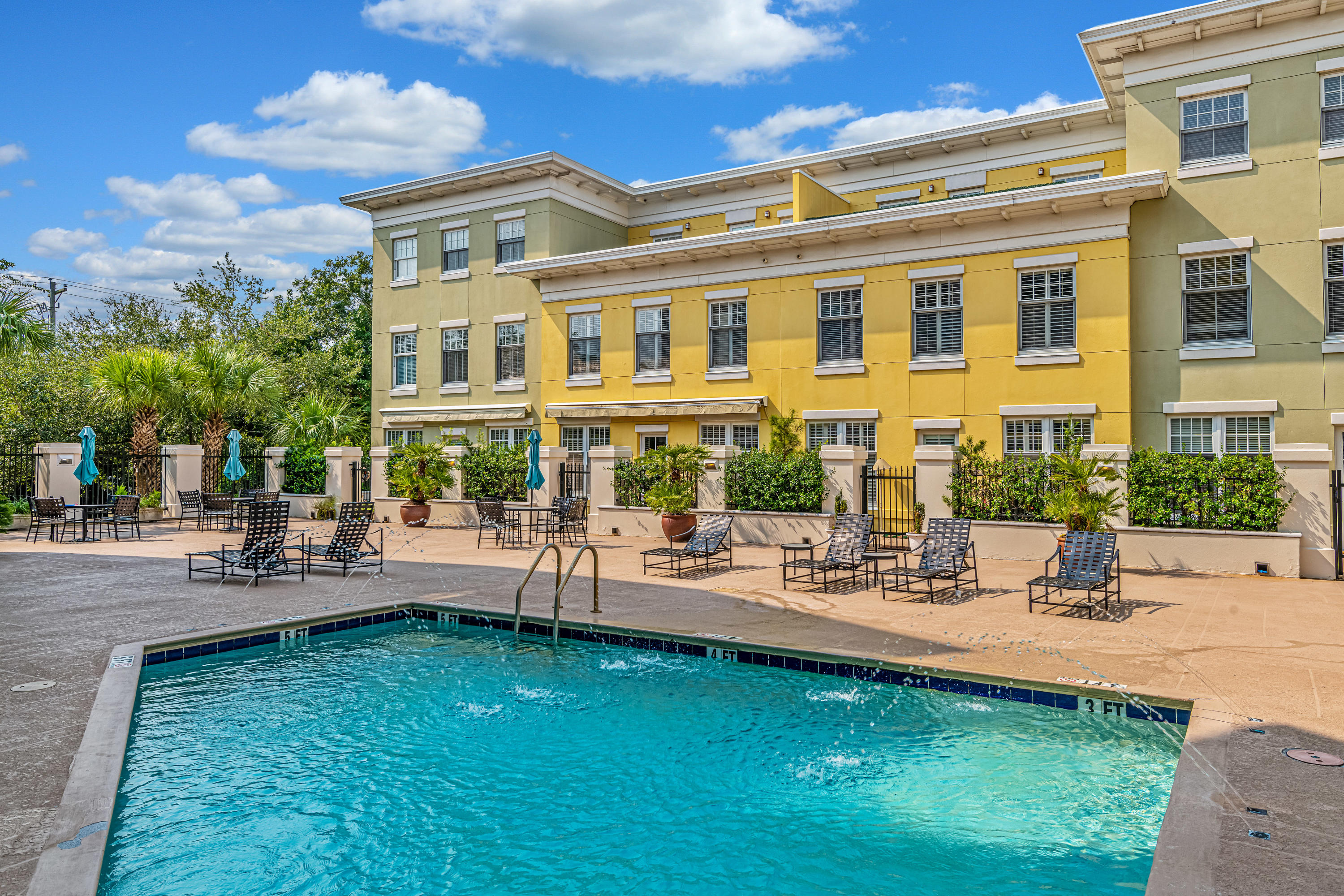 498 Albemarle Road, Unit 513 Charleston, SC 29407 - Photo 31 of 35 498AlbemarleRdUnit102002