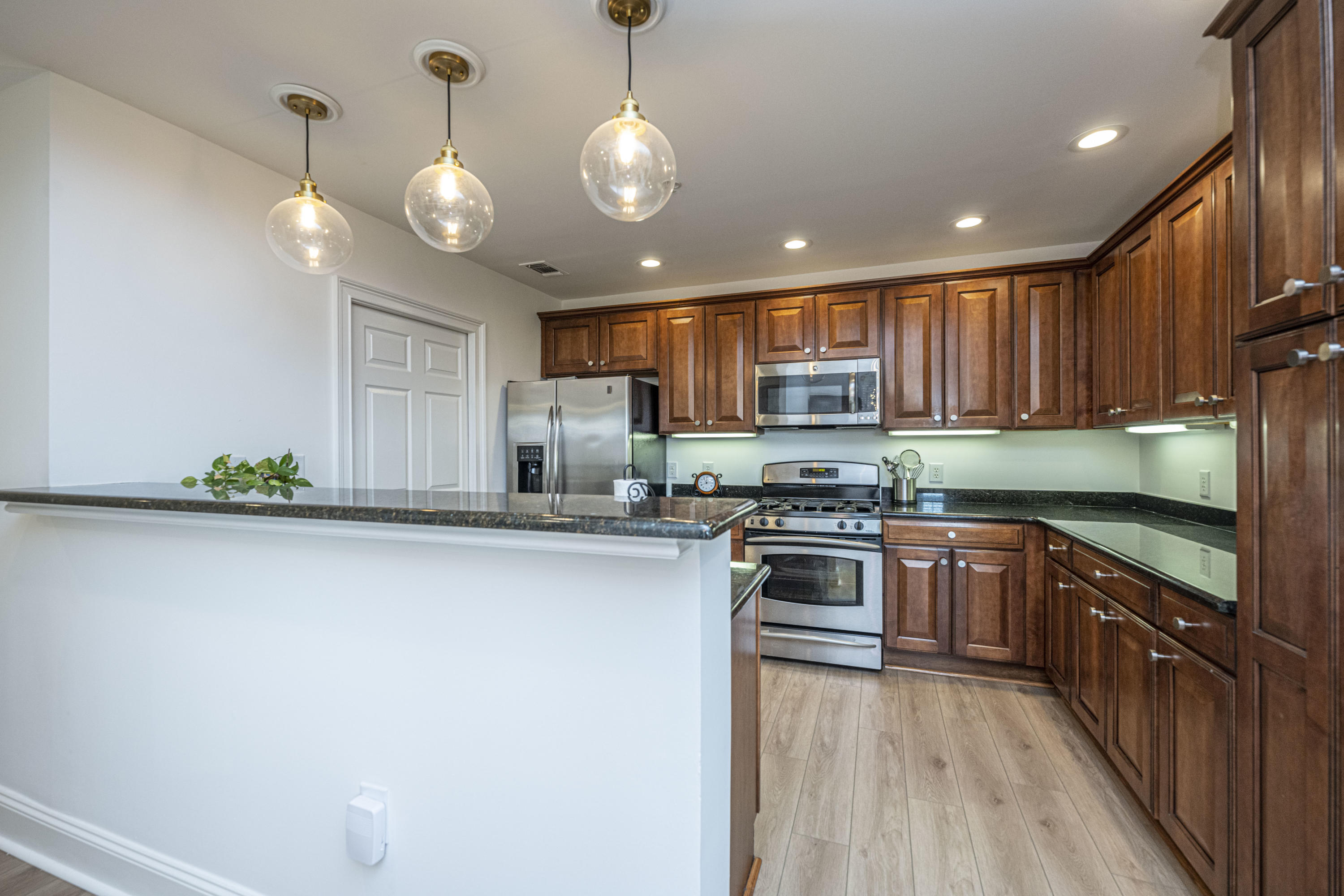 498 Albemarle Road, Unit 513 Charleston, SC 29407 - Photo 8 of 35 DSC_8722