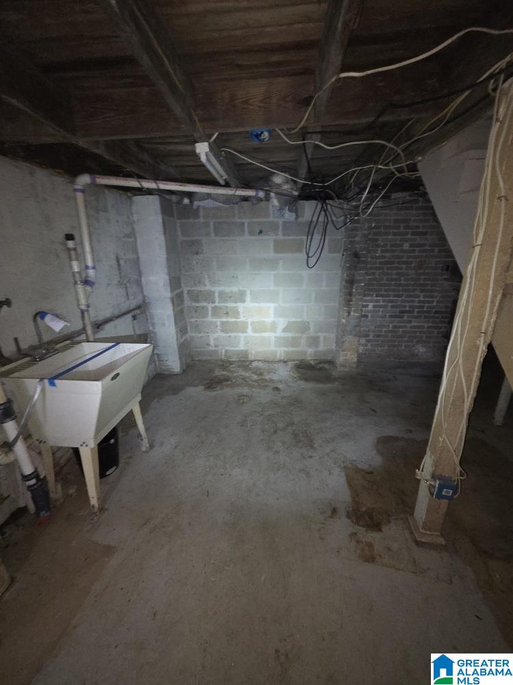525 Crumly Chapel Road Birmingham, AL 35214 - Photo 10 of 14