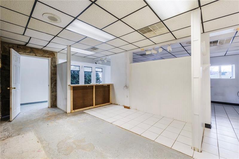 3030 Wilmington Road New Castle, PA 16105 - Photo 13 of 41 a view of a garage room