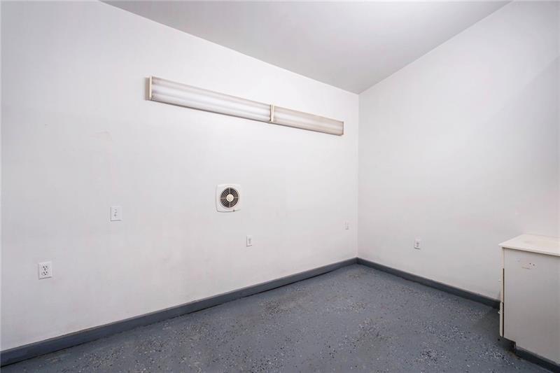 3030 Wilmington Road New Castle, PA 16105 - Photo 9 of 41 a view of a small space