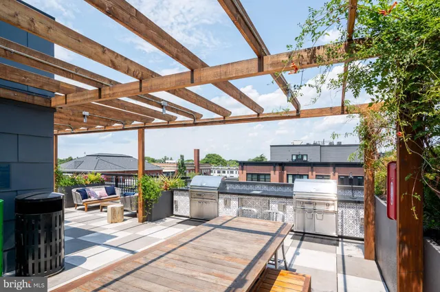 $5,808 | 1339 E Street Southeast, Unit 230, Washington, DC 20003