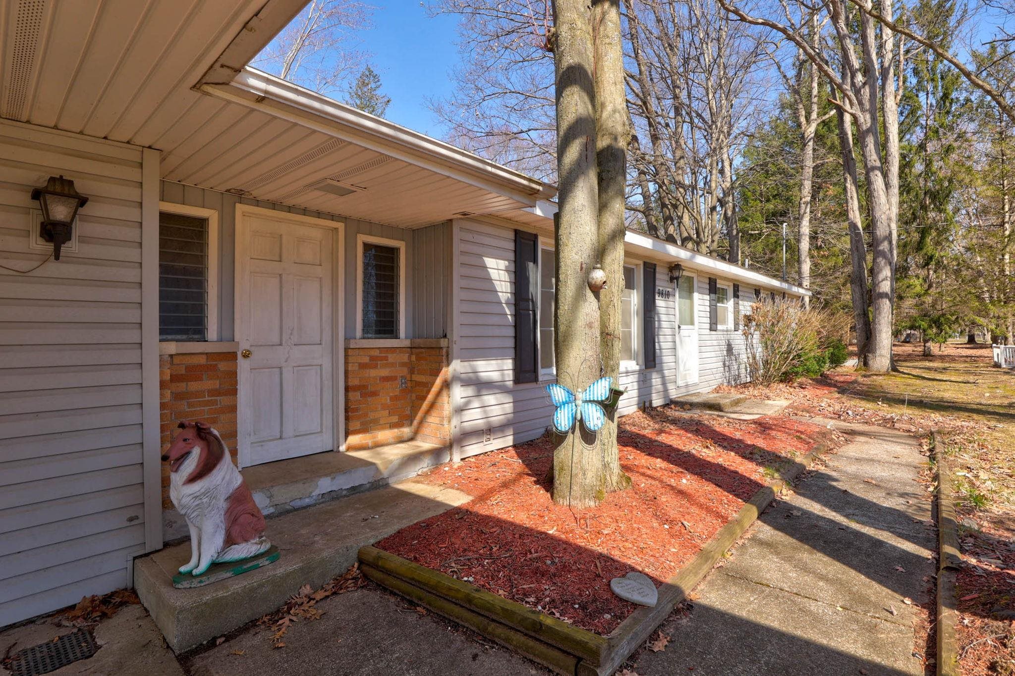 9810 Marshall Road Birch Run, MI 48415 - Photo 5 of 69