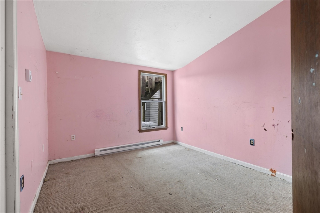 40 Watch Street Rochdale, MA 01542 - Photo 24 of 39
