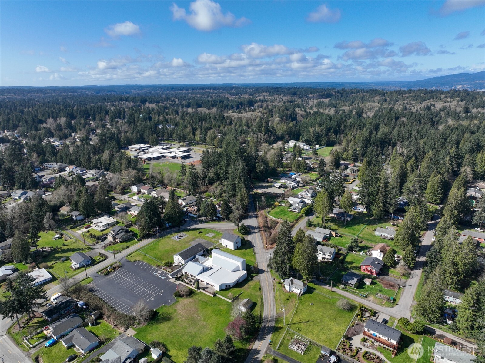 7317 East Chester Road Port Orchard, WA 98366 - Photo 9 of 10 Gallery Image 9